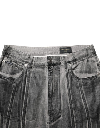 Schwarze graue Jeanshose mit grafischem Muster