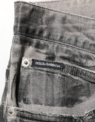 Schwarze graue Jeanshose mit grafischem Muster