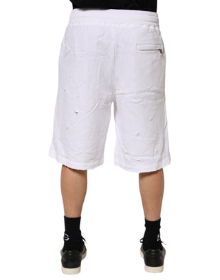 Weiße zerrissene lässige Bermudashorts mit mittlerer Bundhöhe