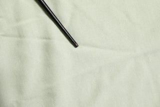 Hellgrüner Logo-Rollkragenpullover