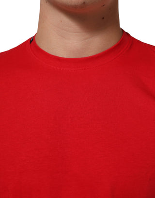 Rotes Goodluck 2023 Baumwoll-T-Shirt mit Rundhalsausschnitt