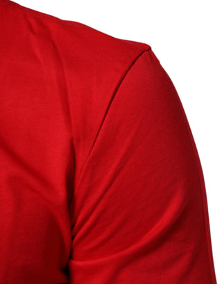 Rotes Goodluck 2023 Baumwoll-T-Shirt mit Rundhalsausschnitt