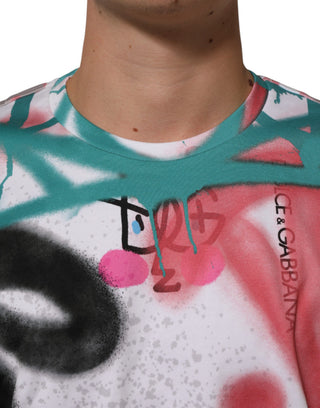 Weißes T-Shirt mit Graffiti-Print, Rundhalsausschnitt und kurzen Ärmeln