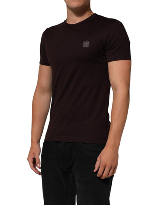 Braunes Baumwoll-T-Shirt mit Rundhalsausschnitt und Logo-Plakette