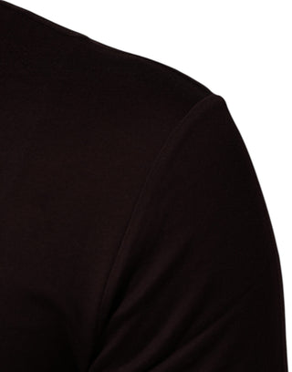 Braunes Baumwoll-T-Shirt mit Rundhalsausschnitt und Logo-Plakette