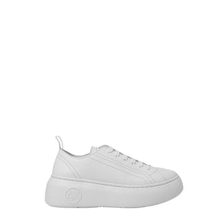 Zapatillas blancas de plataforma de cuero