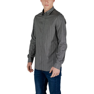 Camisa negra de algodón con estampado