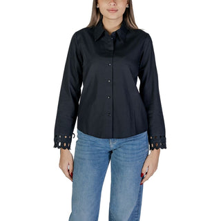 Blusa negra de algodón