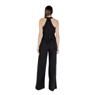 Schwarzer Overall aus recyceltem Polyester
