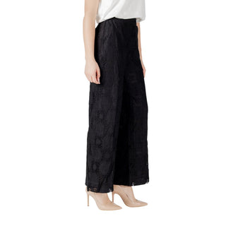 Schwarze lässige Baumwollhose