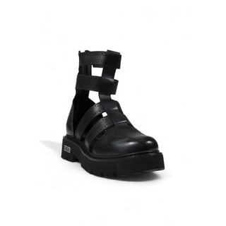 Sandalias negras de cuero