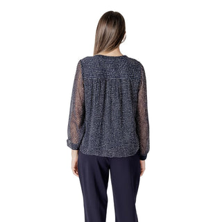 Blaue Polyesterbluse