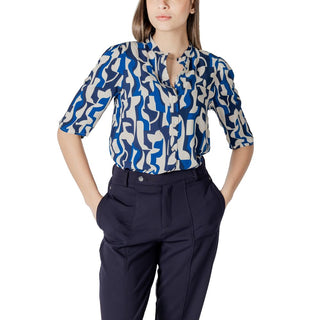 Blusa azul de viscosa