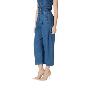 Blaue verkürzte Jeans aus Baumwolle