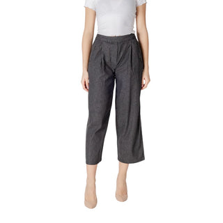 Black Cotton Cropped Jeans