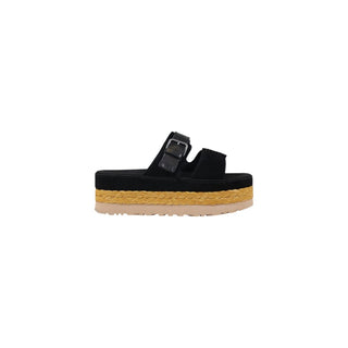 Sandalen aus schwarzem Wildleder mit Plateauabsatz