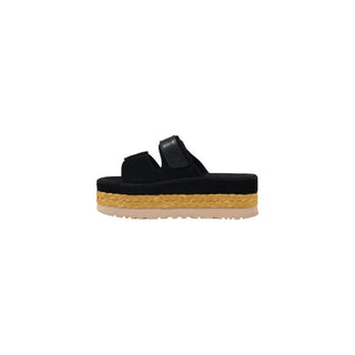 Sandalias plataforma negras de ante y cuero