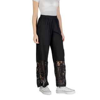 Schwarze lässige Baumwollhose