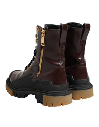 Maronfarbene Bikerstiefel aus Leder, wadenhoch