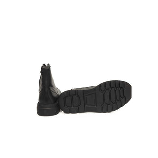 Black Cowhide Boot