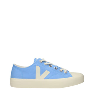 Zapatillas bajas de tela azul claro
