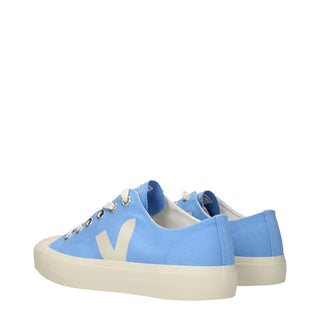 Zapatillas bajas de tela azul claro