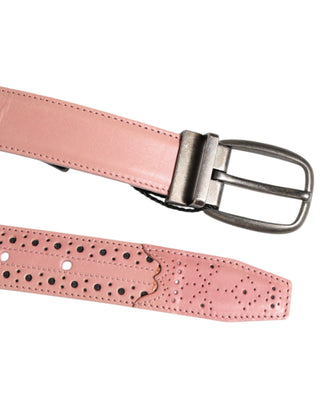 Rosa Leder Gürtel mit Perforationen und Schnalle