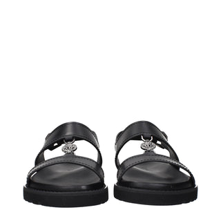 Schwarze flache Ledersandalen