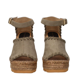 Grüne Leder-Keilsandalen