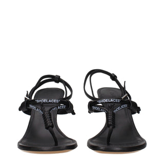 Schwarze Zehentrenner-Sandalen aus Leder