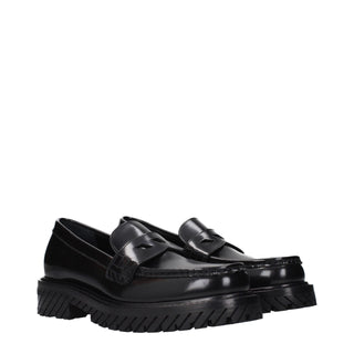 Schwarze Slip-On-Loafer aus Leder