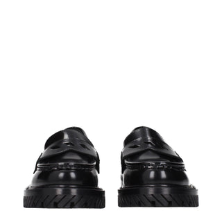 Schwarze Slip-On-Loafer aus Leder