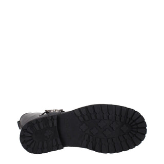 Black Leather Flat Boots