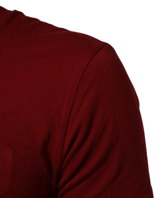 Bordeauxrotes Baumwoll-T-Shirt mit Rundhalsausschnitt und kurzen Ärmeln