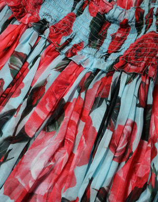 Mehrfarbiges romantisches geblümtes Seidenchiffonkleid