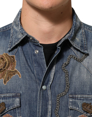 Camisa de hombre de mezclilla con parche de ángel azul y botones
