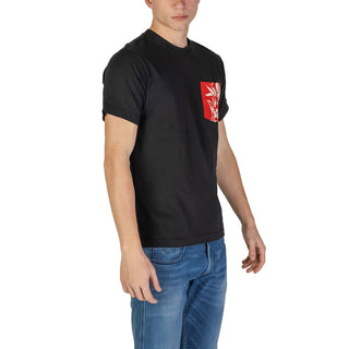Schwarzes Baumwoll-T-Shirt