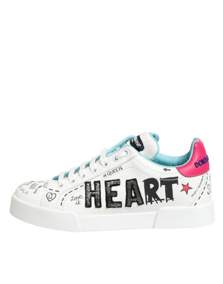Sneakers Low Top aus weißem Leder mit Graffiti-Motiv
