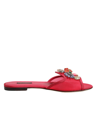 Rote verzierte flache Slip-On-Sandalen