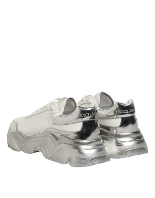 Zapatillas bajas Daymaster blancas con detalles plateados