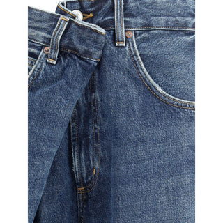 Blaue Baumwolljeans