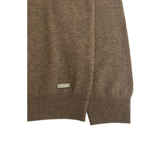 Suéter marrón de cachemira para hombre