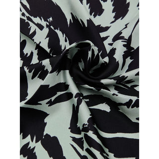 Pañuelo de bolsillo gris de seda