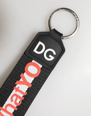 Llavero porta llaves de latón plateado con logo negro y poliéster