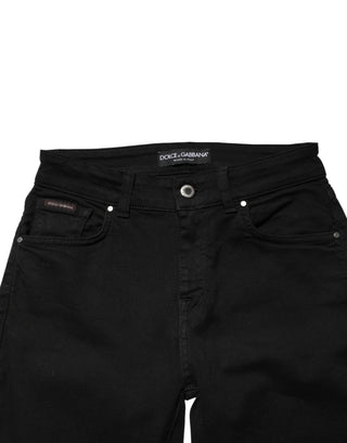 Schwarze figurbetonte Jeans aus Baumwolle mit mittelhohem Bund