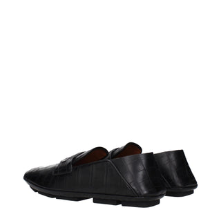 Mocasines sin cordones de cuero negro