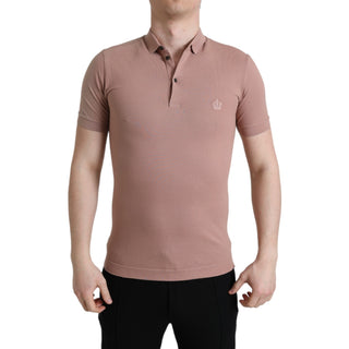 Camiseta polo de hombre rosa con cuello y mangas cortas con corona