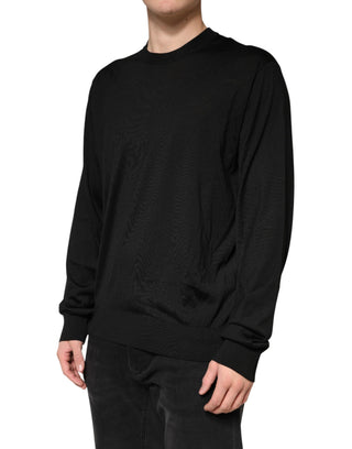 Suéter negro de seda para hombre con cuello redondo