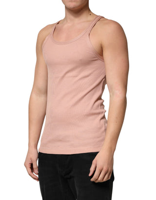 Camiseta sin mangas rosa con cuello redondo