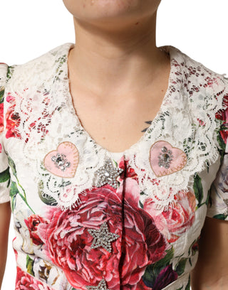 Vestido mini blanco con adornos florales y corte ajustado